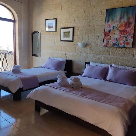 Warda Accommodation Xewkija Esterno foto