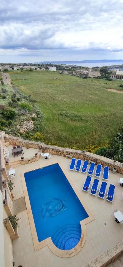 Warda Accommodation Xewkija Esterno foto