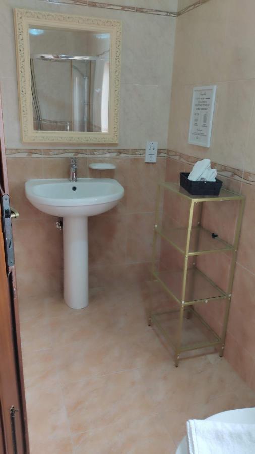Warda Accommodation Xewkija Esterno foto