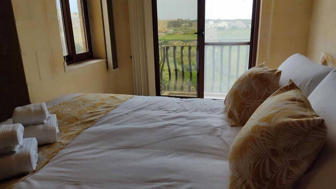 Warda Accommodation Xewkija Esterno foto