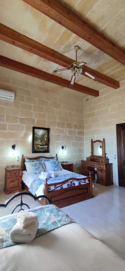 Warda Accommodation Xewkija Esterno foto